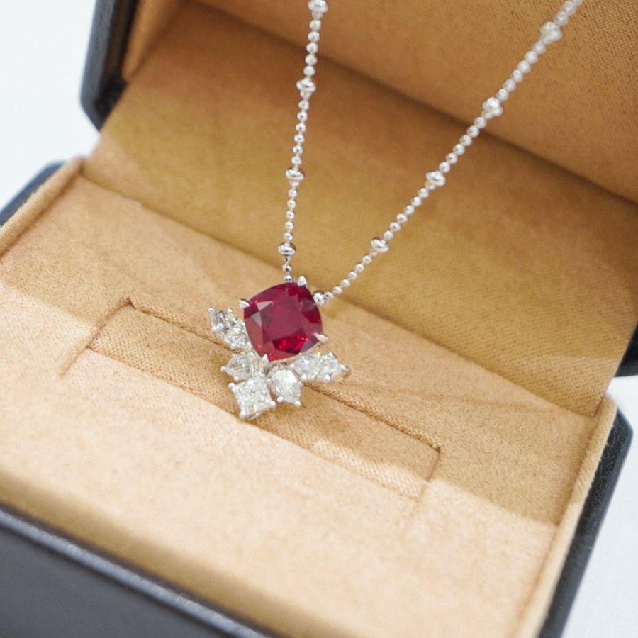 18k gold nurtured ruby pendant