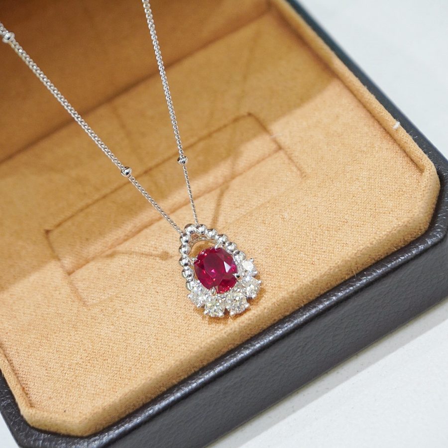 18k gold nurtured ruby pendant