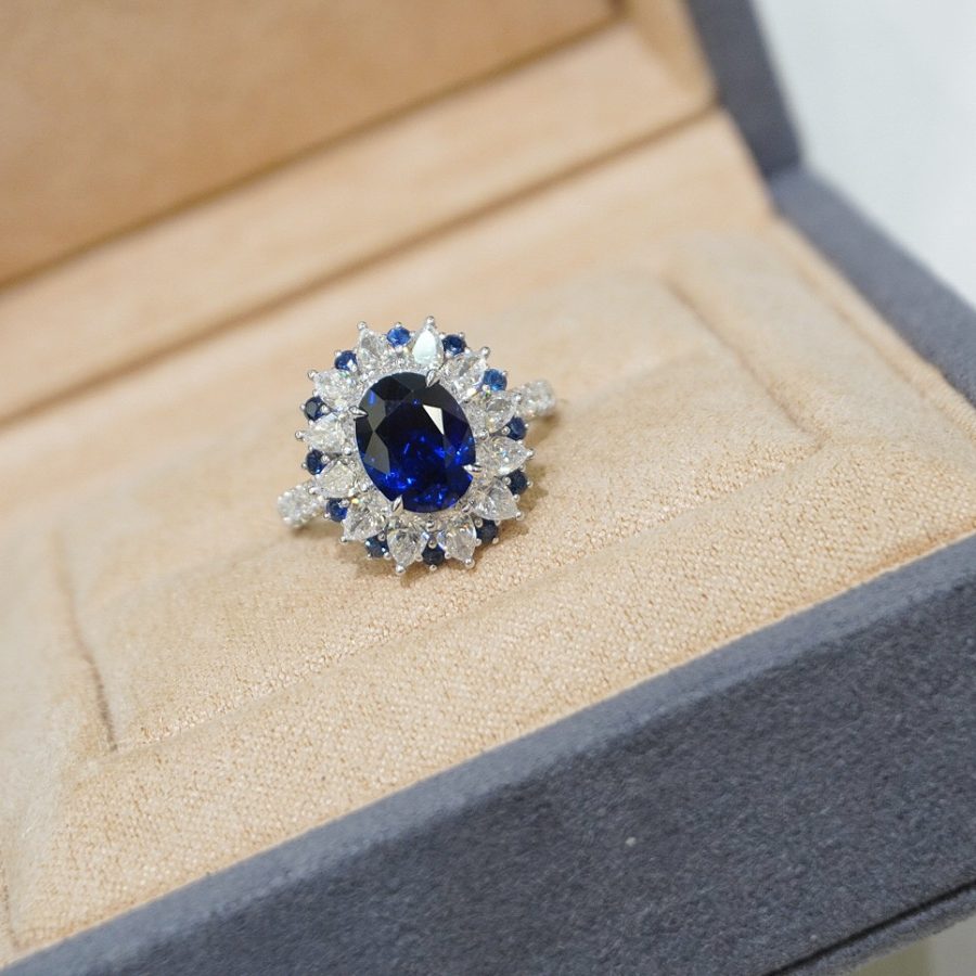 18k gold lab-grown sapphire ring - Image 4