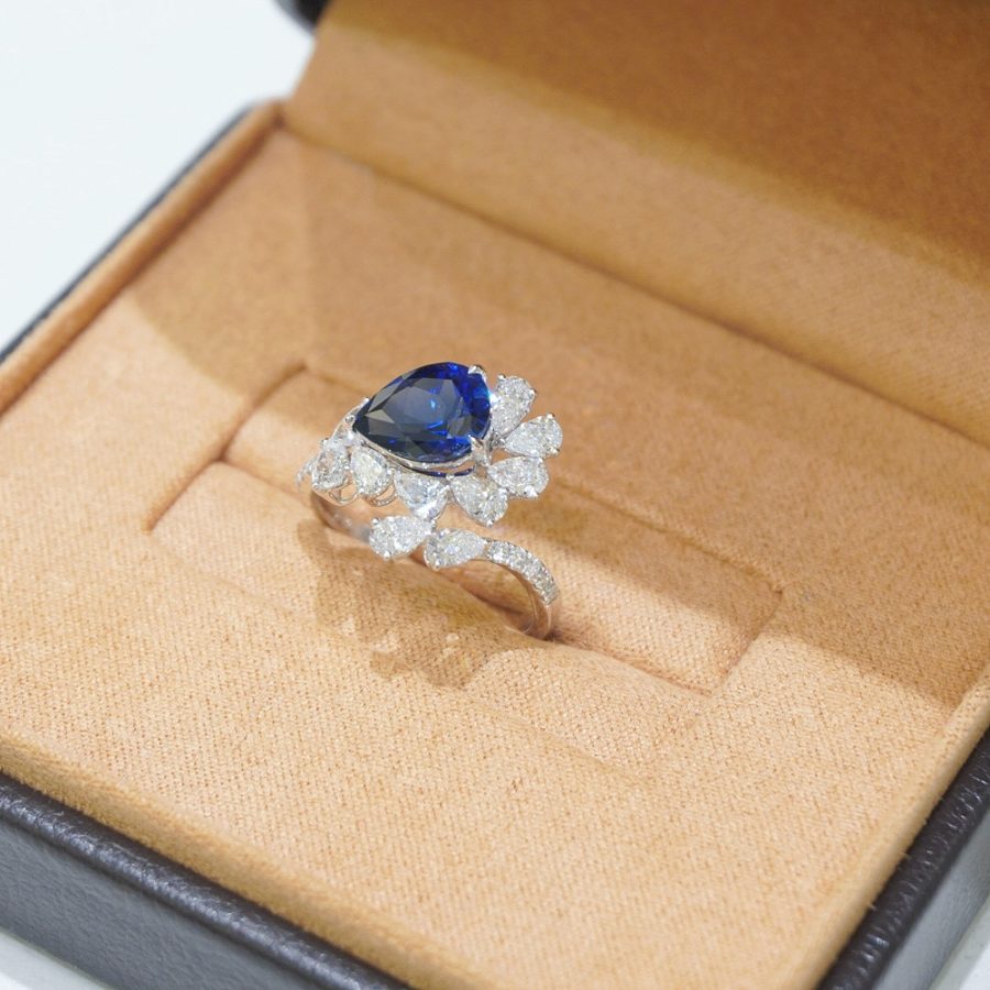 18k gold lab-grown sapphire ring - Image 5