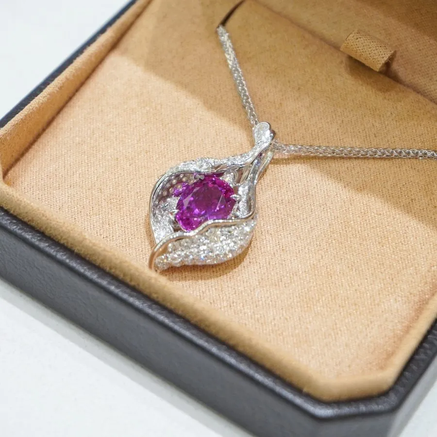 18k gold cultured purple sapphire pendant