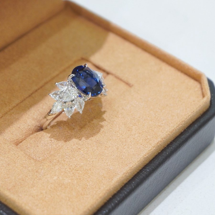 18k gold lab-grown sapphire ring - Image 4