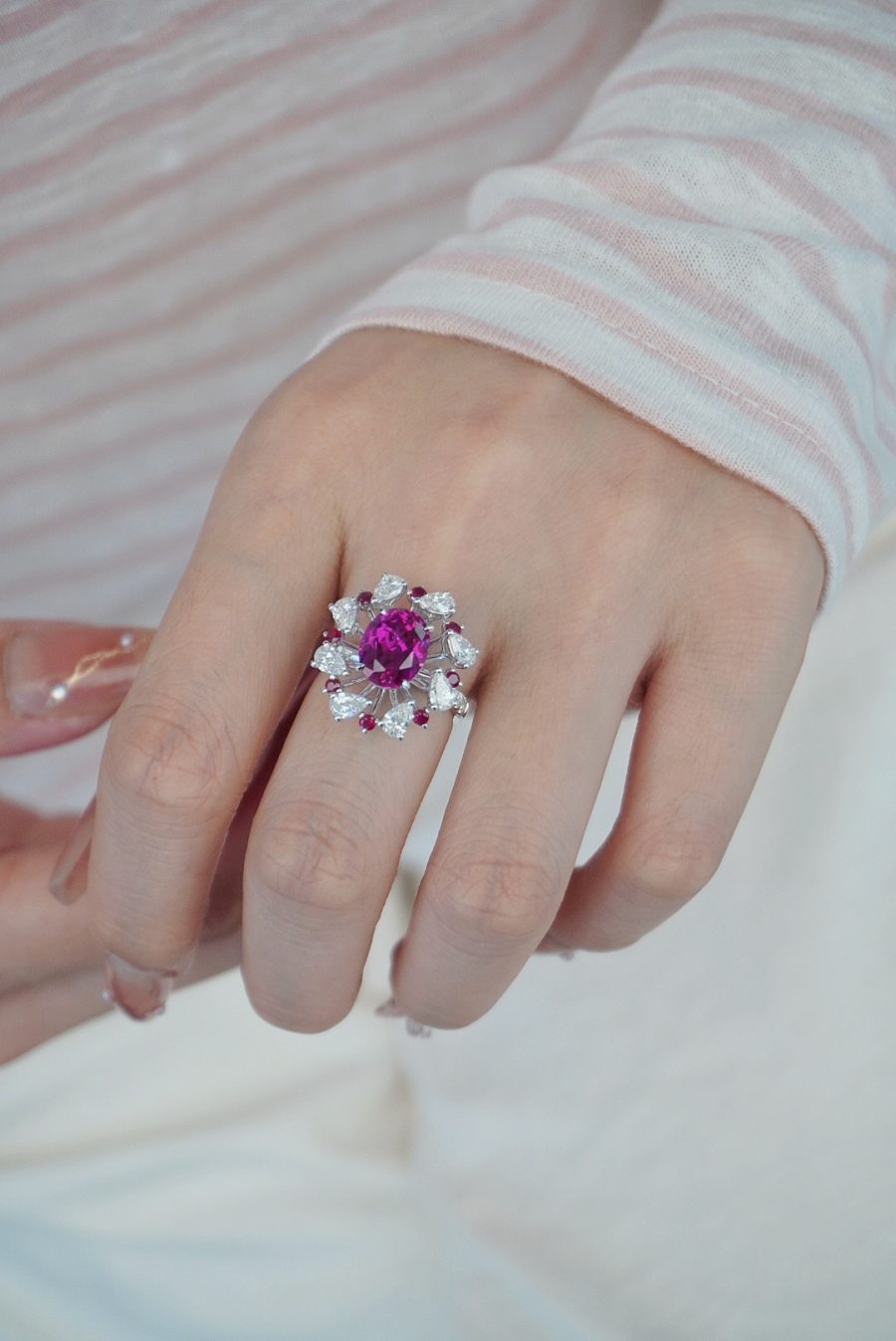 18k Nurded Purple Sapphire Ring - Image 4