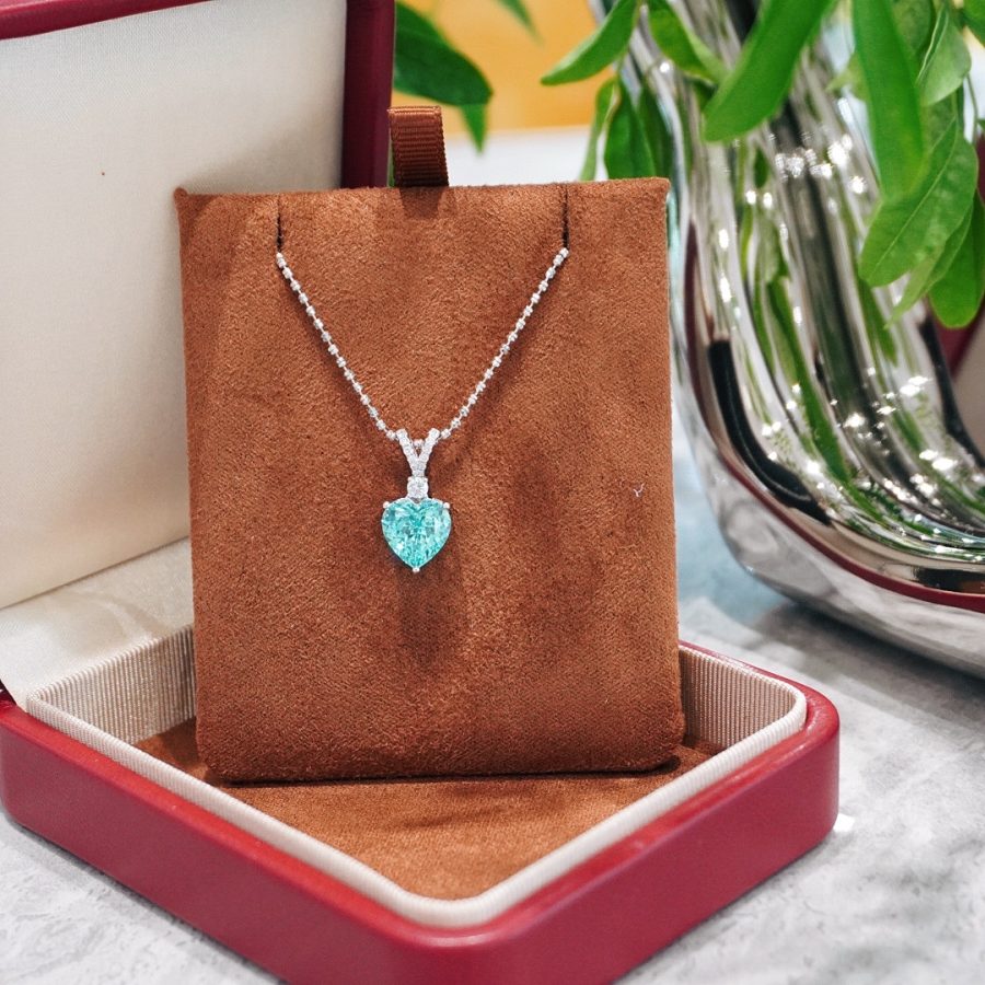 PT950 lab-grown gemstone pendant