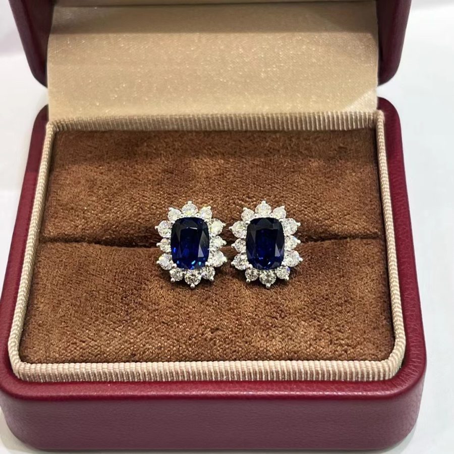 PT950 Cultivated Sapphire Earrings