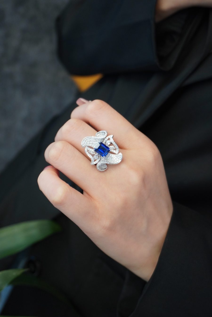 lab-grown sapphire ring pendant for two wears - Image 2