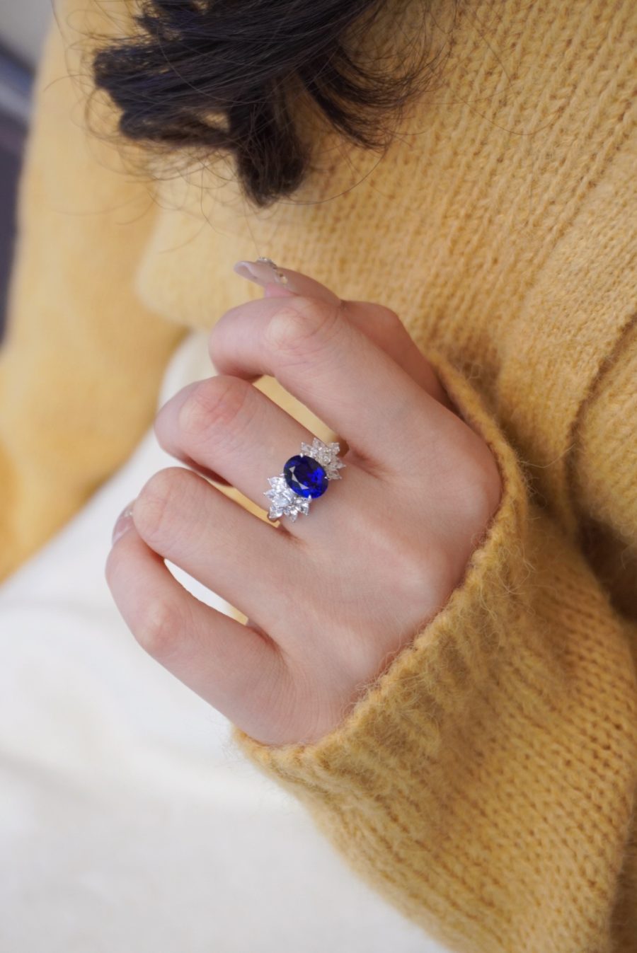 18k gold lab-grown sapphire ring - Image 3