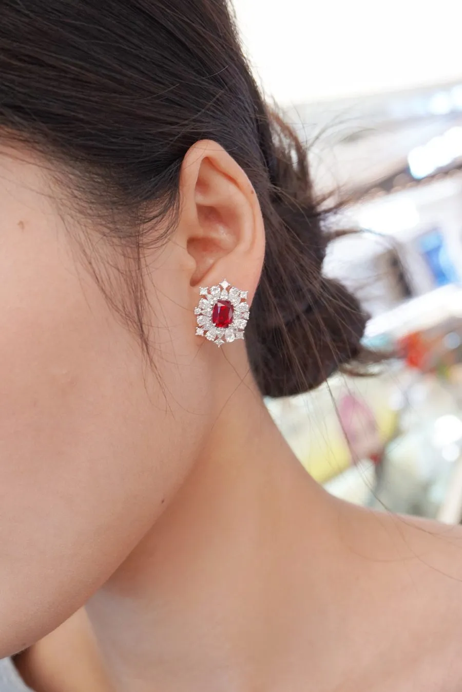 18k gold nurtured ruby earrings - Image 6