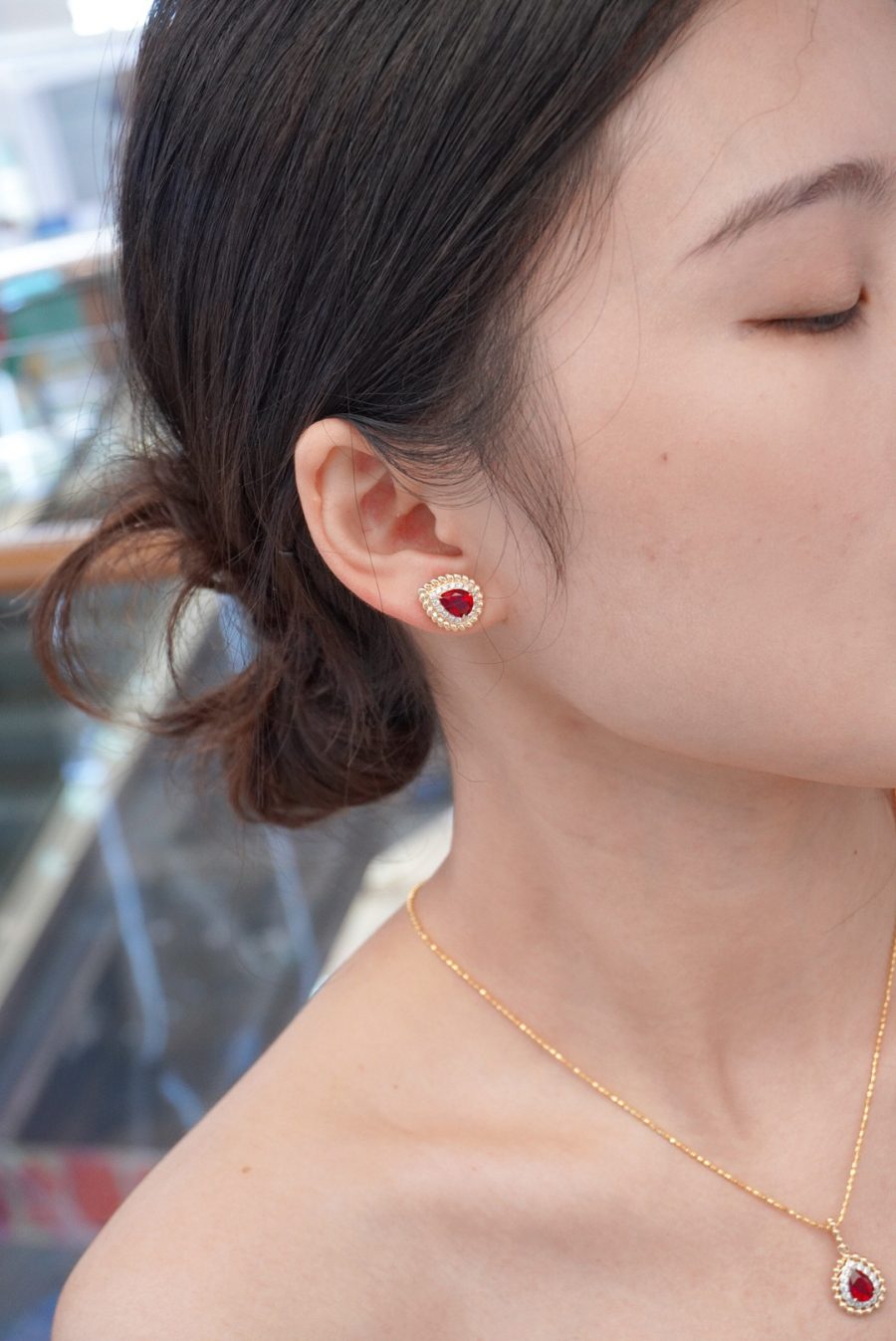 18k gold nurtured ruby pendant stud earrings set of two - Image 2