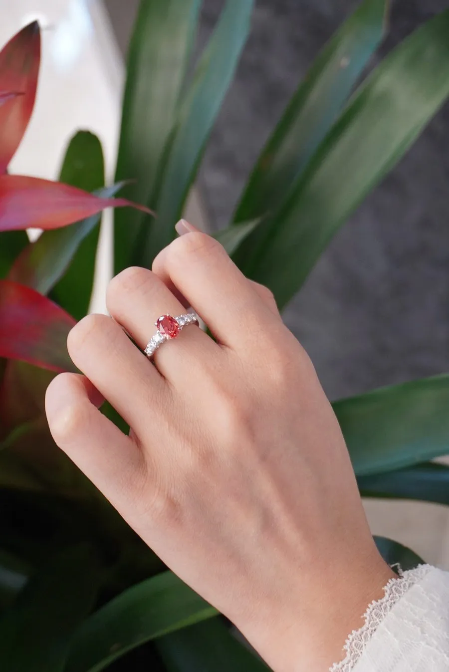18k gold nurtured padparadscha ring - Image 2