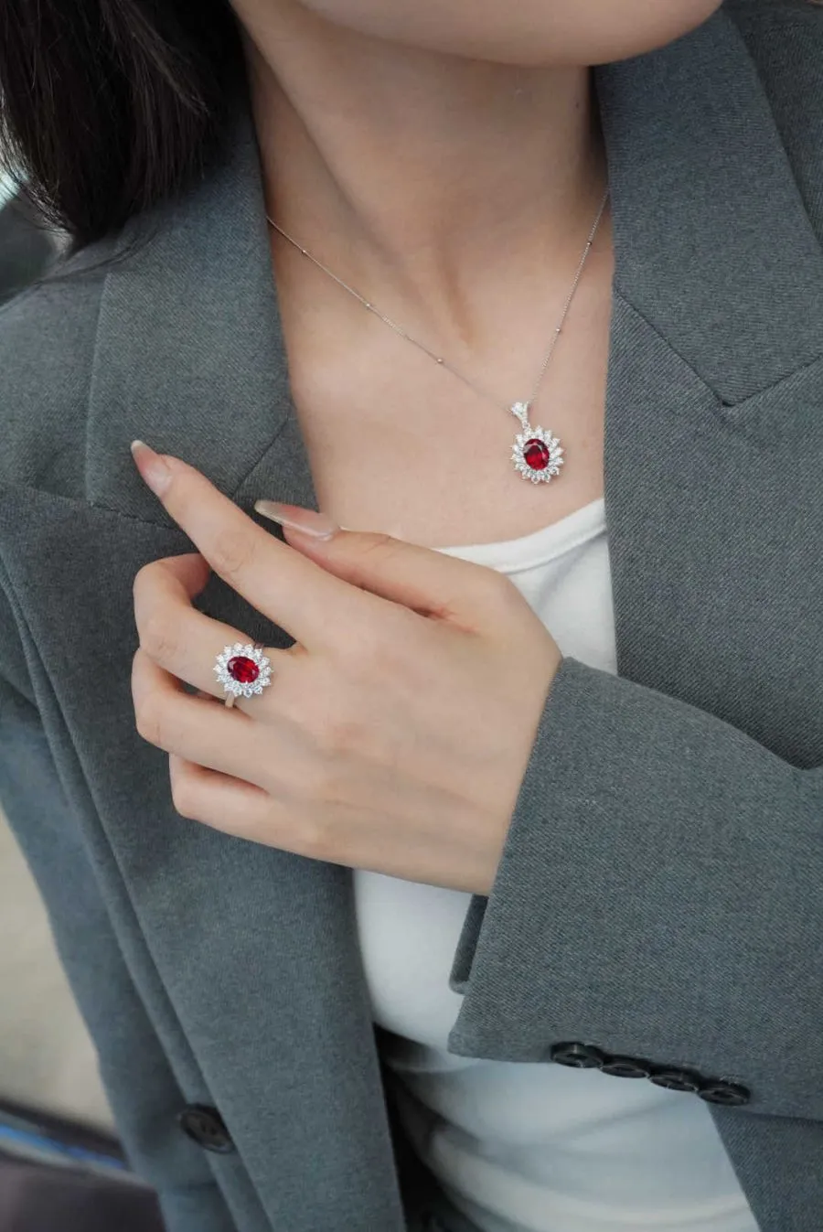 PT950 Lab-grown Ruby Pendant - Image 2
